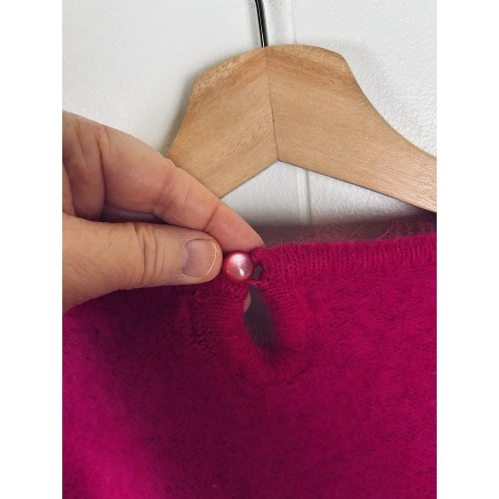 Vintage 80s Pink Coquette Bow Beaded Fuzzy Angora Wool Knit‎ Sweater Pullover
